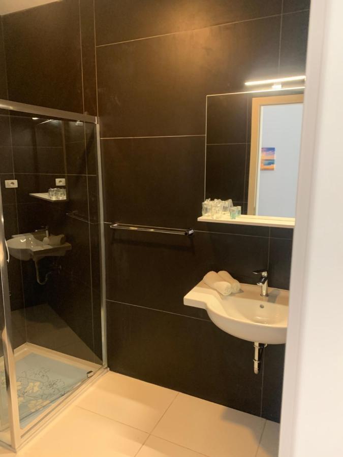 Hotel Elu Iris Σπλιτ Εξωτερικό φωτογραφία